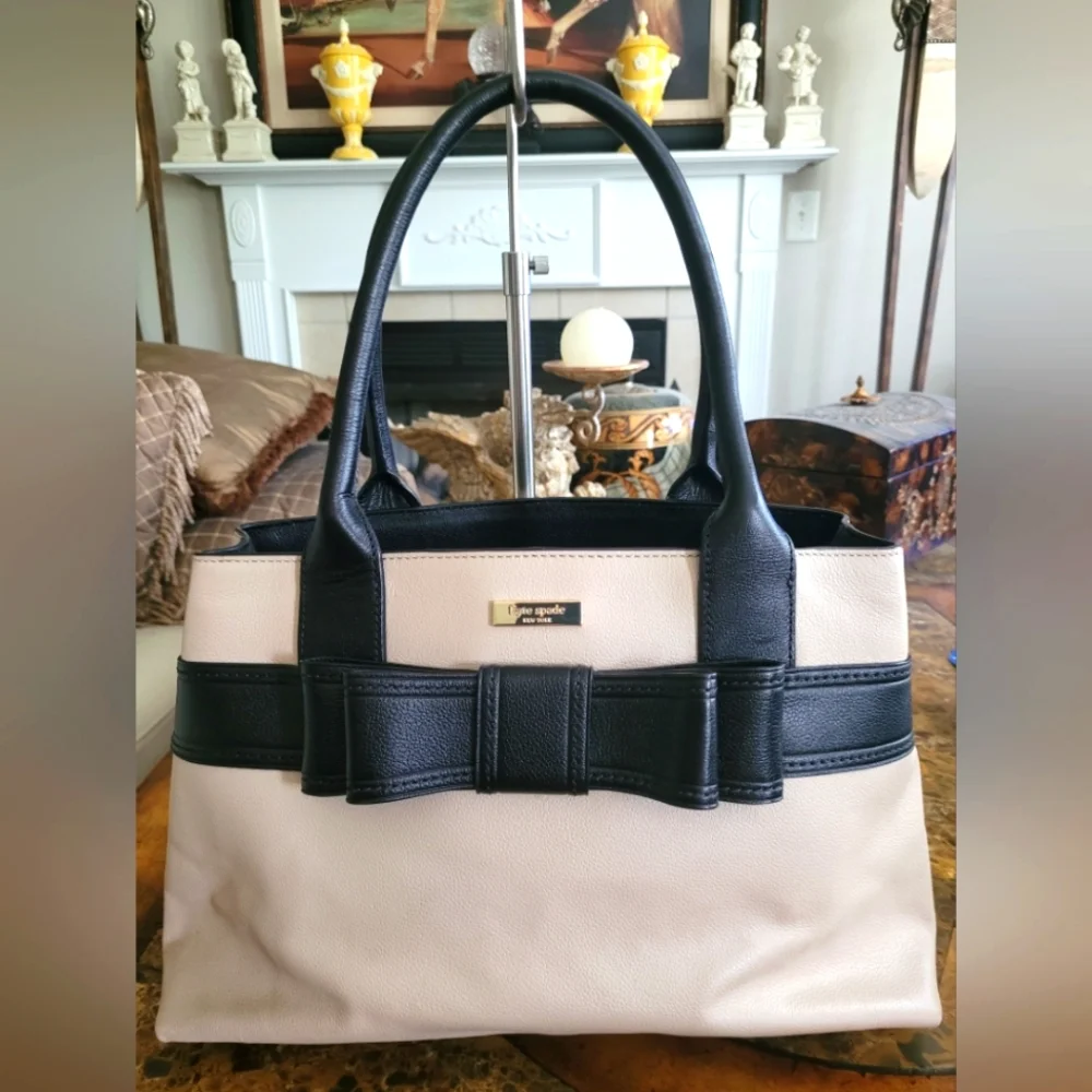Kate Spade Black and Cream Bow Tote Bag - Picture 1 of 9